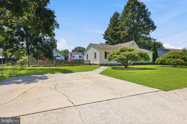46 W VINE ST, Gibbstown, NJ 08027