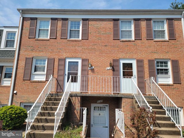 6144 STRASBURG DR, Centreville, VA 20121