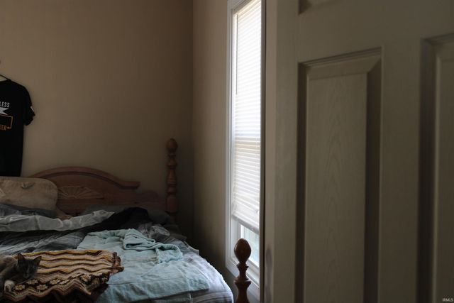 649 NW 4th Street, Linton, IN 47441