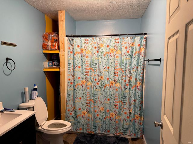 649 NW 4th Street, Linton, IN 47441