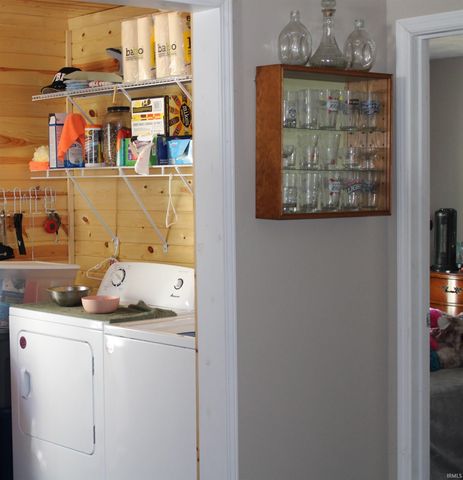 649 NW 4th Street, Linton, IN 47441