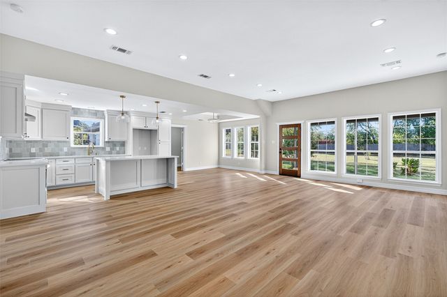 29 Belmont Lane, Van Alstyne, TX 75495