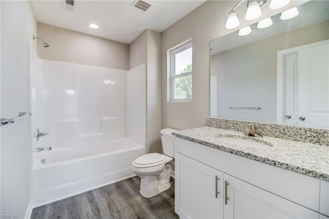 312B Duke St, Suffolk, VA 23434
