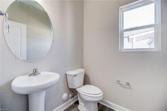 312B Duke St, Suffolk, VA 23434