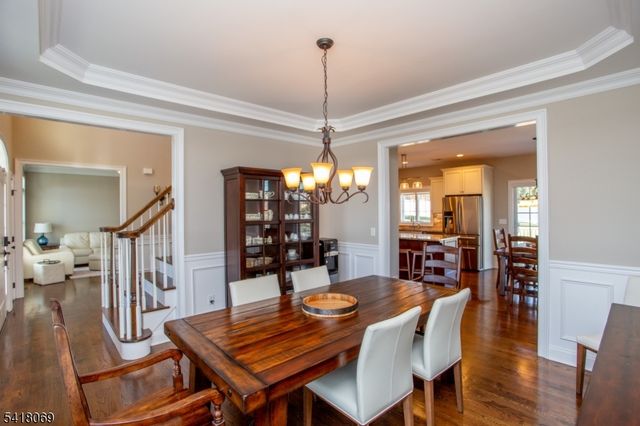 4 Ashton Ct, Raritan Twp., NJ 08822