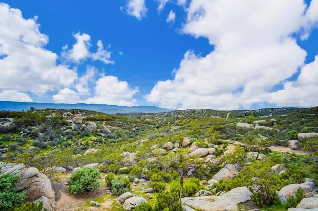 42055 Canyonside Court, Aguanga, CA 92536