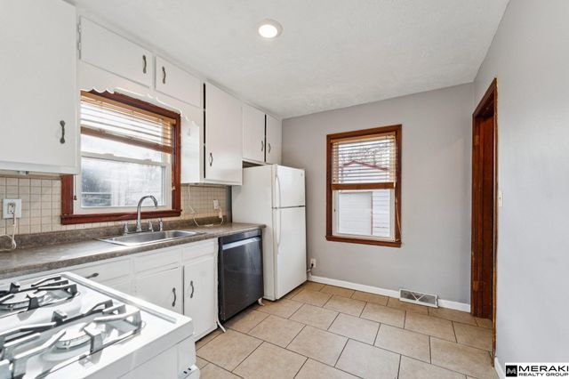 1908 Warren Street, Bellevue, NE 68005