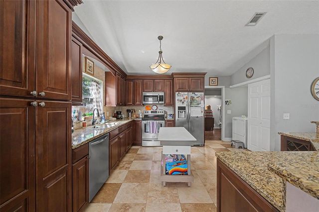 1632 PINTAIL COURT, Lutz, FL 33549