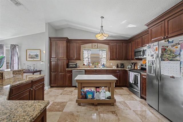 1632 PINTAIL COURT, Lutz, FL 33549