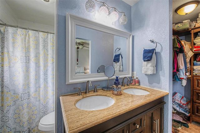 1632 PINTAIL COURT, Lutz, FL 33549
