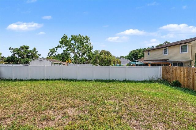 1632 PINTAIL COURT, Lutz, FL 33549