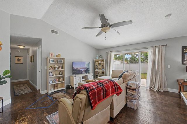 1632 PINTAIL COURT, Lutz, FL 33549