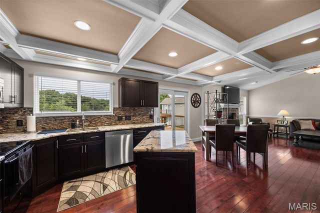 1447 Wood Haven Drive, St Charles, MO 63304