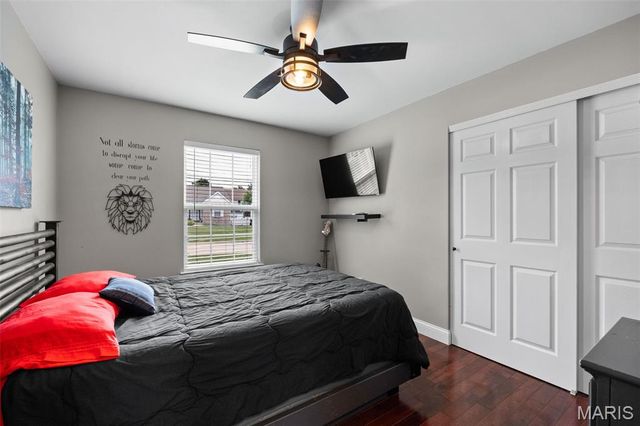 1447 Wood Haven Drive, St Charles, MO 63304