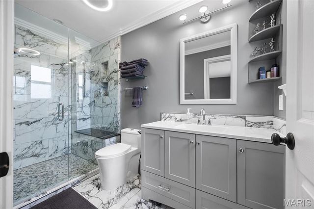 1447 Wood Haven Drive, St Charles, MO 63304