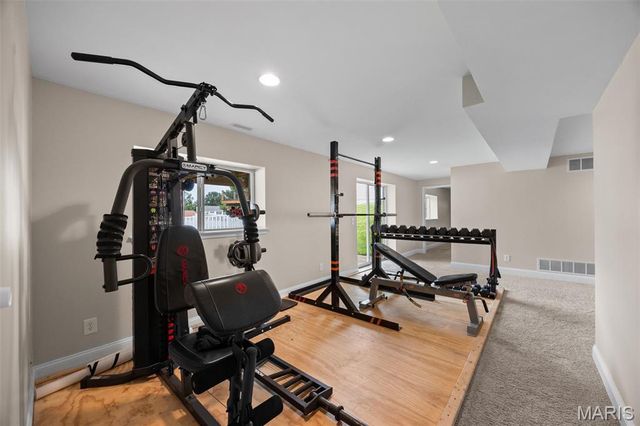 1447 Wood Haven Drive, St Charles, MO 63304