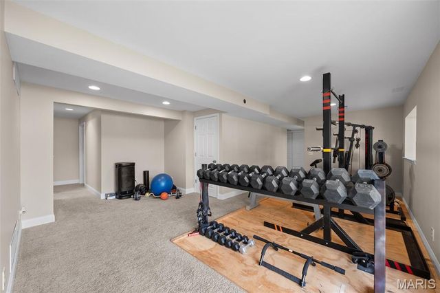1447 Wood Haven Drive, St Charles, MO 63304