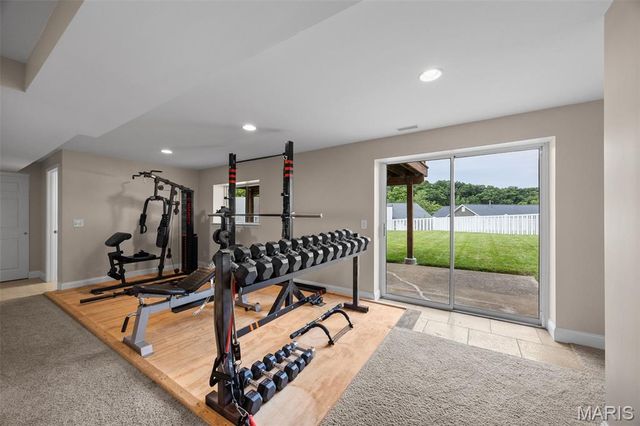 1447 Wood Haven Drive, St Charles, MO 63304