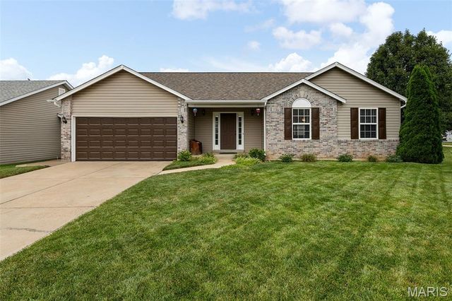 1447 Wood Haven Drive, St Charles, MO 63304