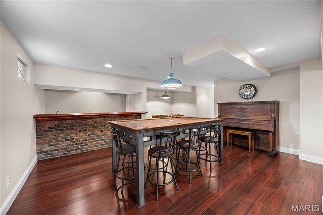 1447 Wood Haven Drive, St Charles, MO 63304