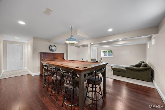 1447 Wood Haven Drive, St Charles, MO 63304