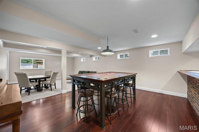 1447 Wood Haven Drive, St Charles, MO 63304