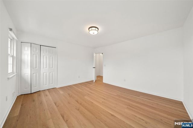 156 Parkview Drive 24, Teaneck, NJ 07666