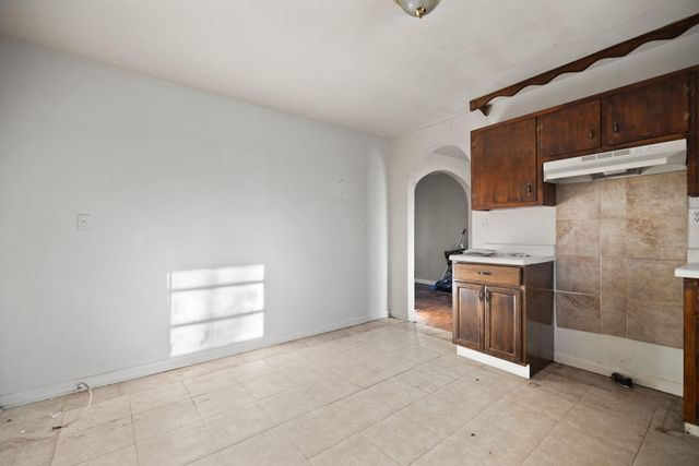 960 Court Road, London, KY 40744