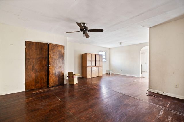 960 Court Road, London, KY 40744