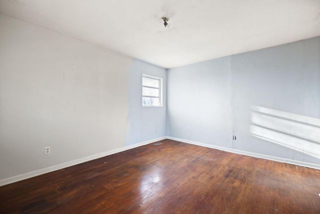 960 Court Road, London, KY 40744