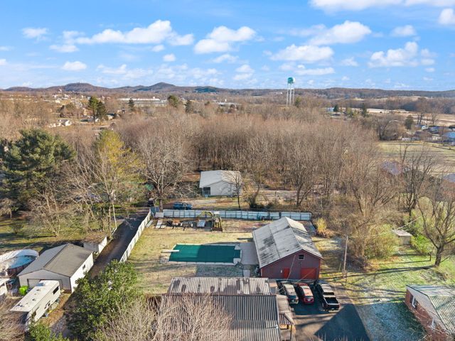 960 Court Road, London, KY 40744