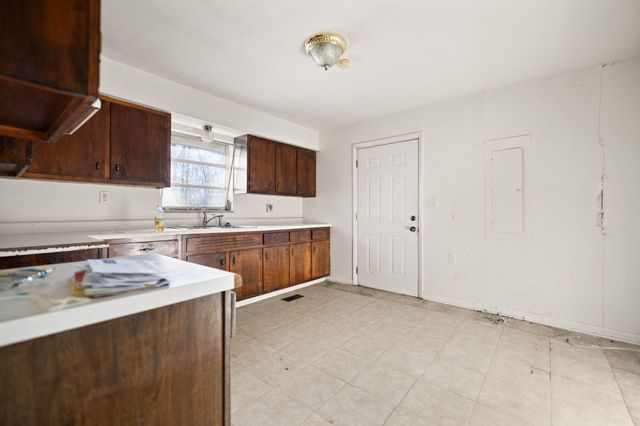 960 Court Road, London, KY 40744