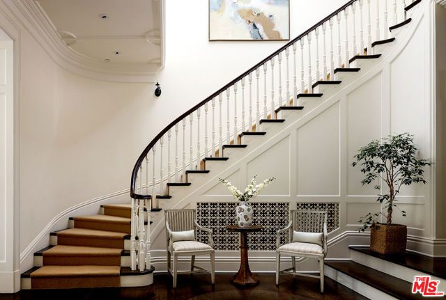 13127 Boca De Canon Lane, Los Angeles, CA 90049