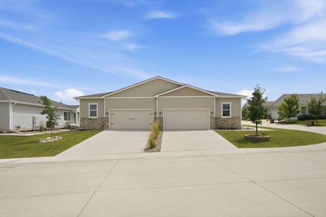 1458 Primrose Drive SE, Altoona, IA 50009