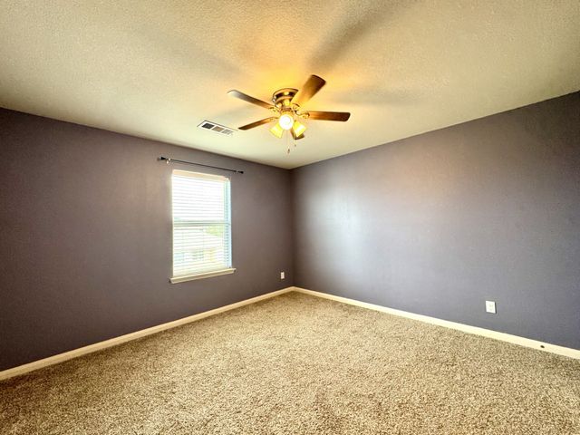 1100 Port Way, Crowley, TX 76036