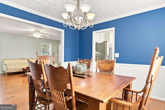 5821 Silverthorn Drive, Flowery Branch, GA 30542