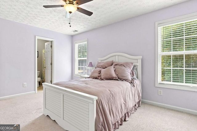 5821 Silverthorn Drive, Flowery Branch, GA 30542