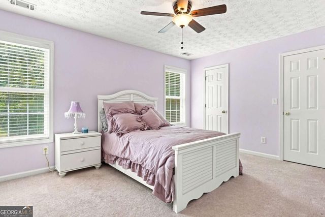 5821 Silverthorn Drive, Flowery Branch, GA 30542