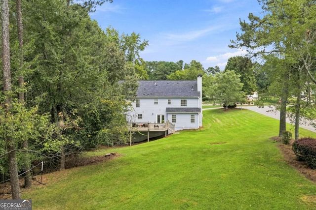 5821 Silverthorn Drive, Flowery Branch, GA 30542