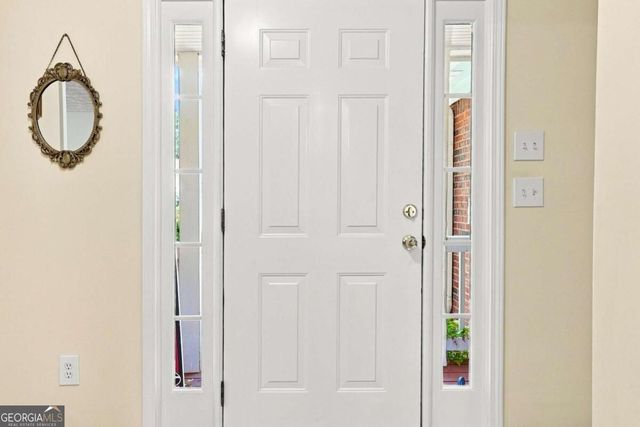 5821 Silverthorn Drive, Flowery Branch, GA 30542