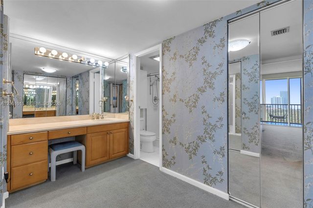 20335 W Country Club Drive 1806, Aventura, FL 33180