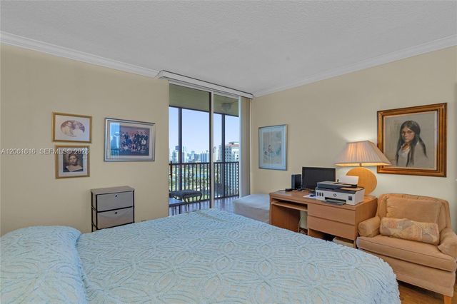 20335 W Country Club Drive 1806, Aventura, FL 33180