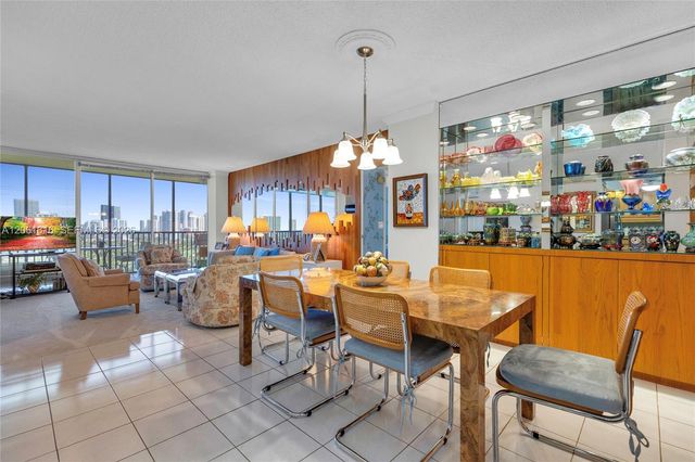 20335 W Country Club Drive 1806, Aventura, FL 33180
