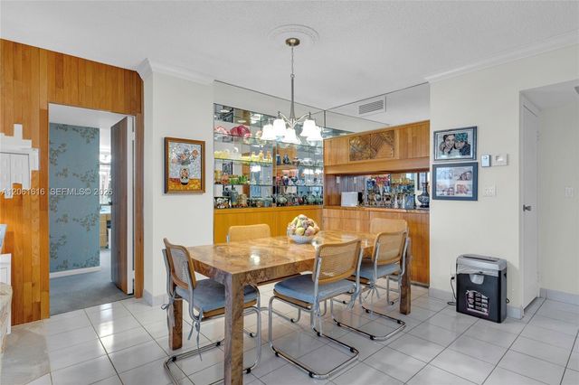 20335 W Country Club Drive 1806, Aventura, FL 33180