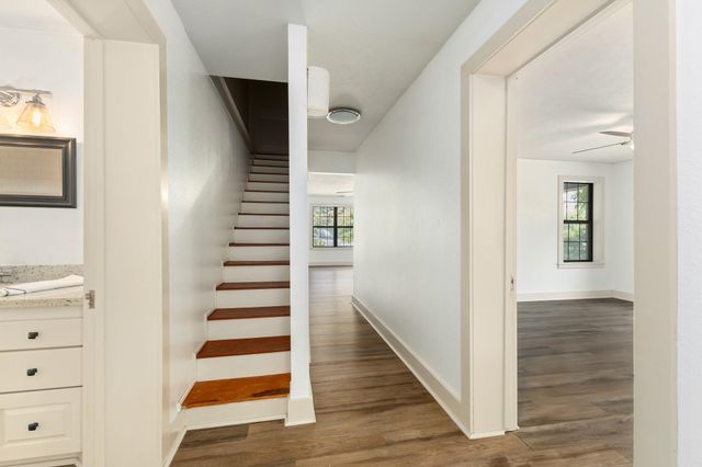 511 W Val Verde Street, Brenham, TX 77833