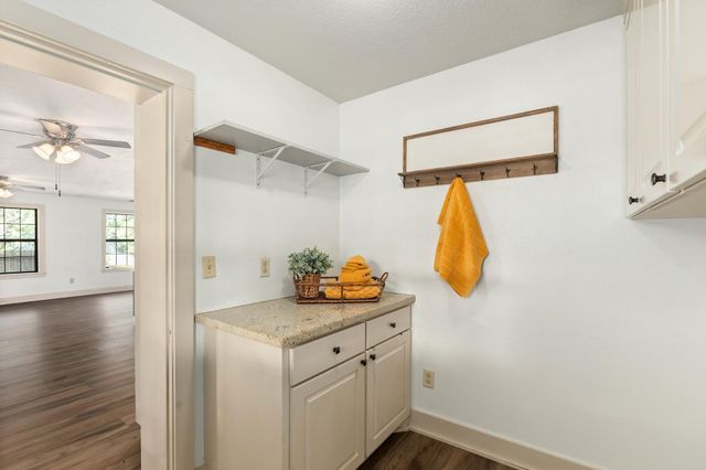 511 W Val Verde Street, Brenham, TX 77833
