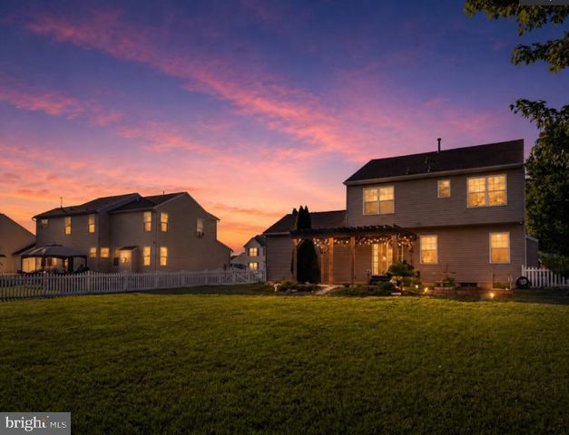 33 LINDLEY DR, Dover, DE 19904
