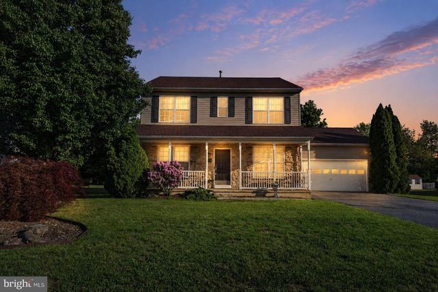 33 LINDLEY DR, Dover, DE 19904