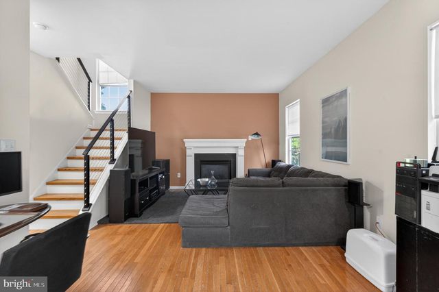 33 LINDLEY DR, Dover, DE 19904
