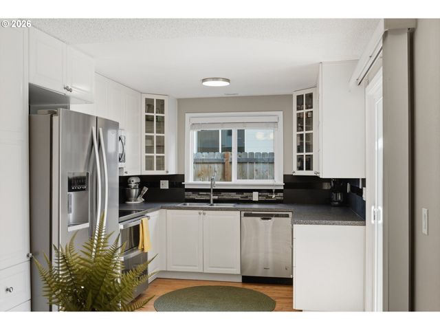 7434 Se 51ST Ave, Portland, OR 97206